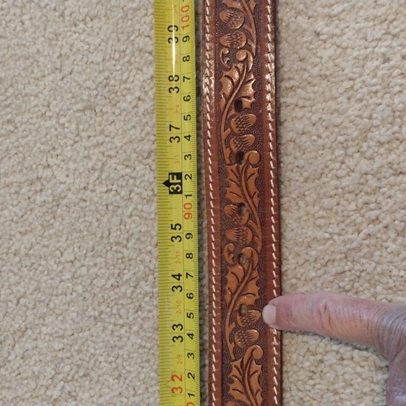 Vintage Sunbelt Hand Painted Leather Belt Sz 34 With Oak Leaf Tooling - Picture 9 of 10